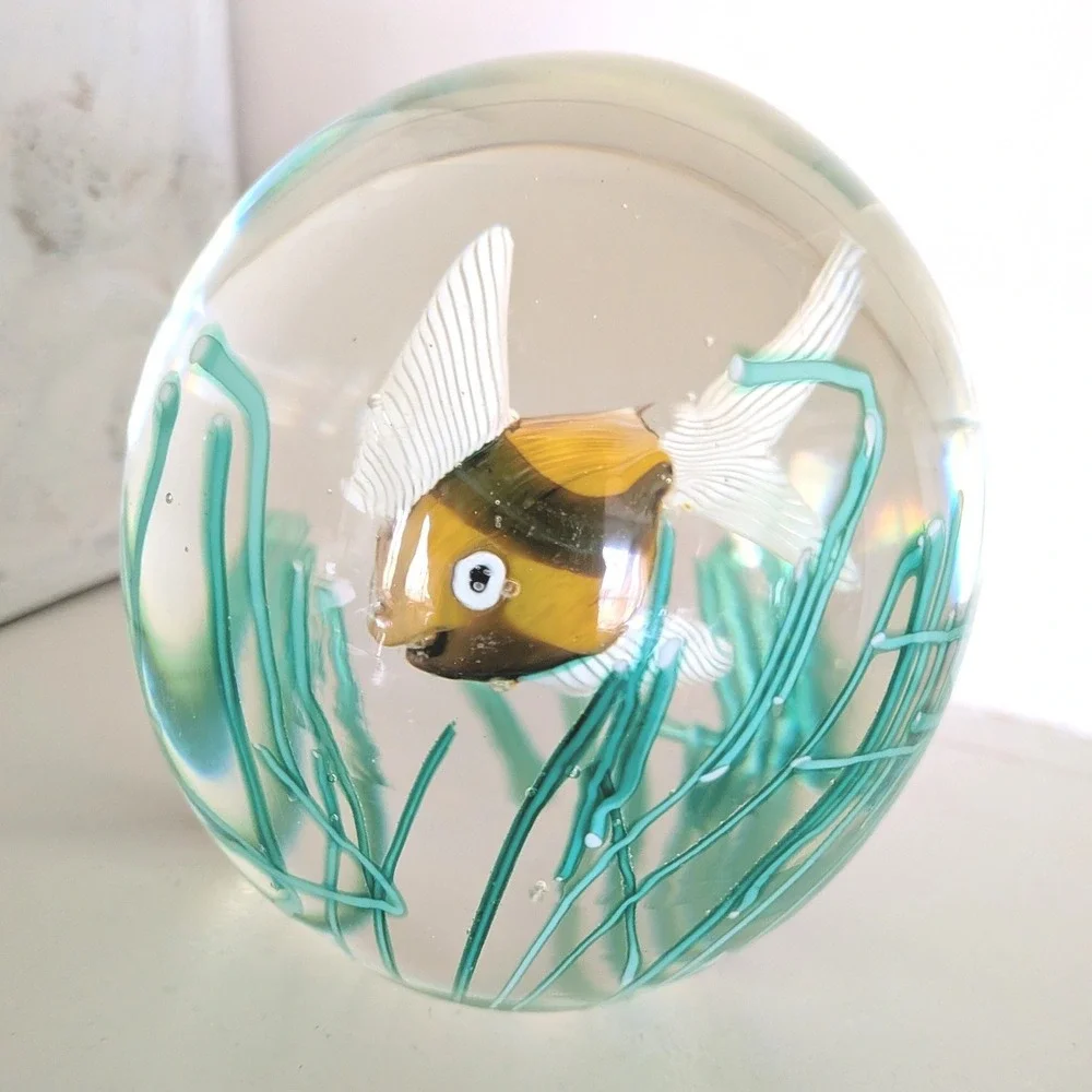 Vtg Fratelli Toso Murano Purple/Yellow Fish Seaweed Paperweight Glass Aquarium - Picture 8 of 9